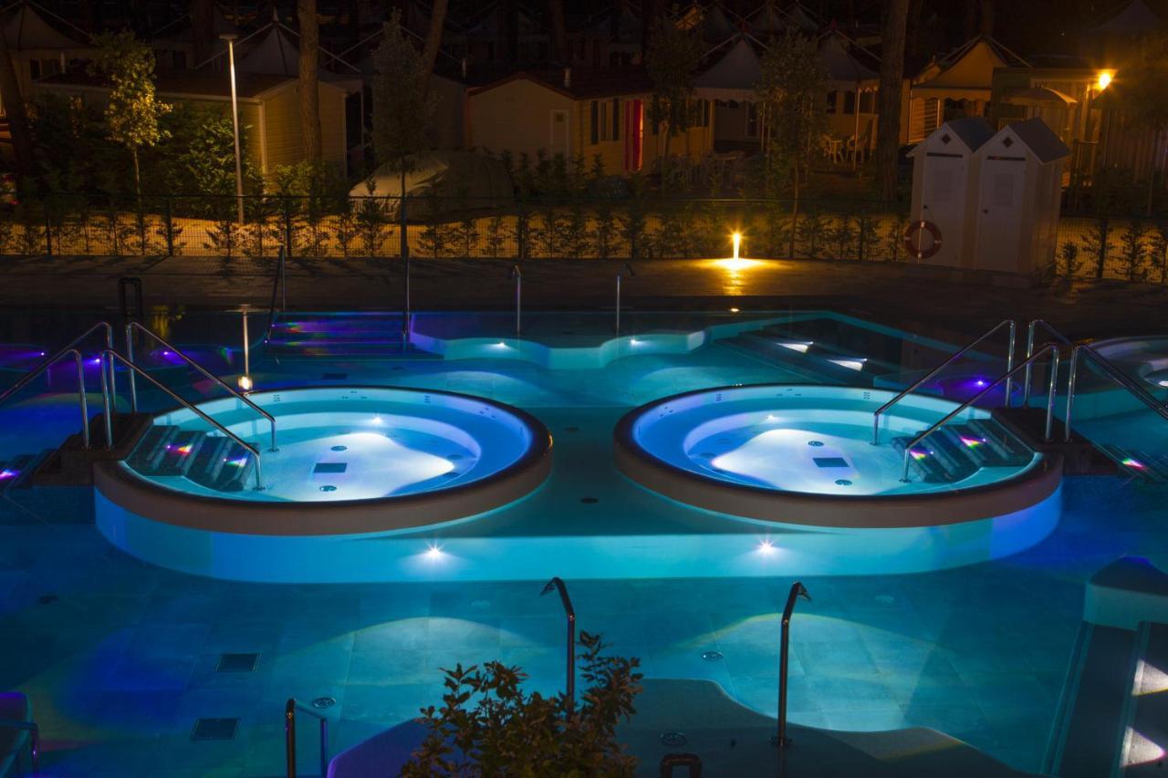 The Green Park Hotel Cavallino-Treporti Buitenkant foto